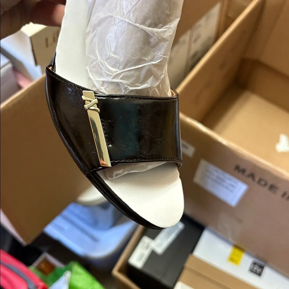 Naturalizer Black and White Women's Heels